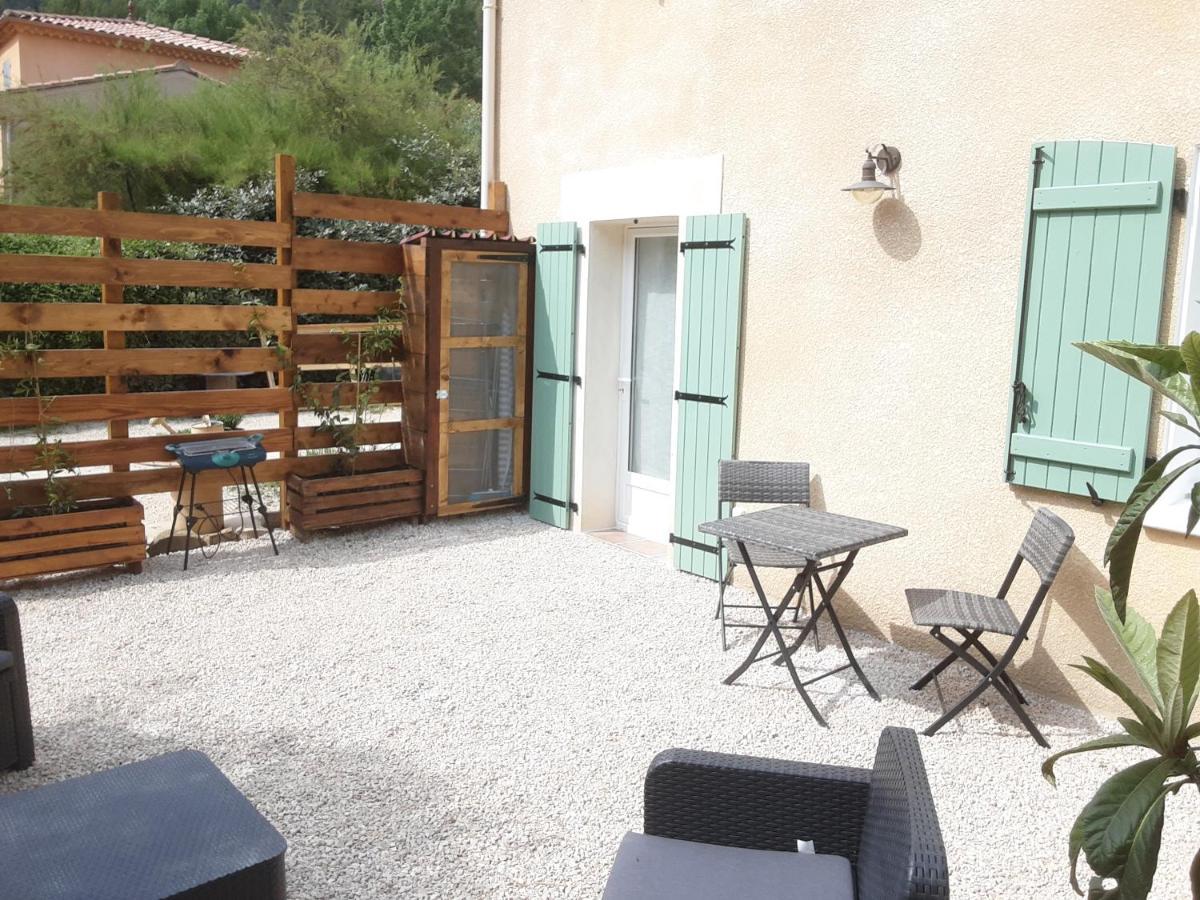 Apartamento Le Chemin De Bruniele Aubres Exterior foto