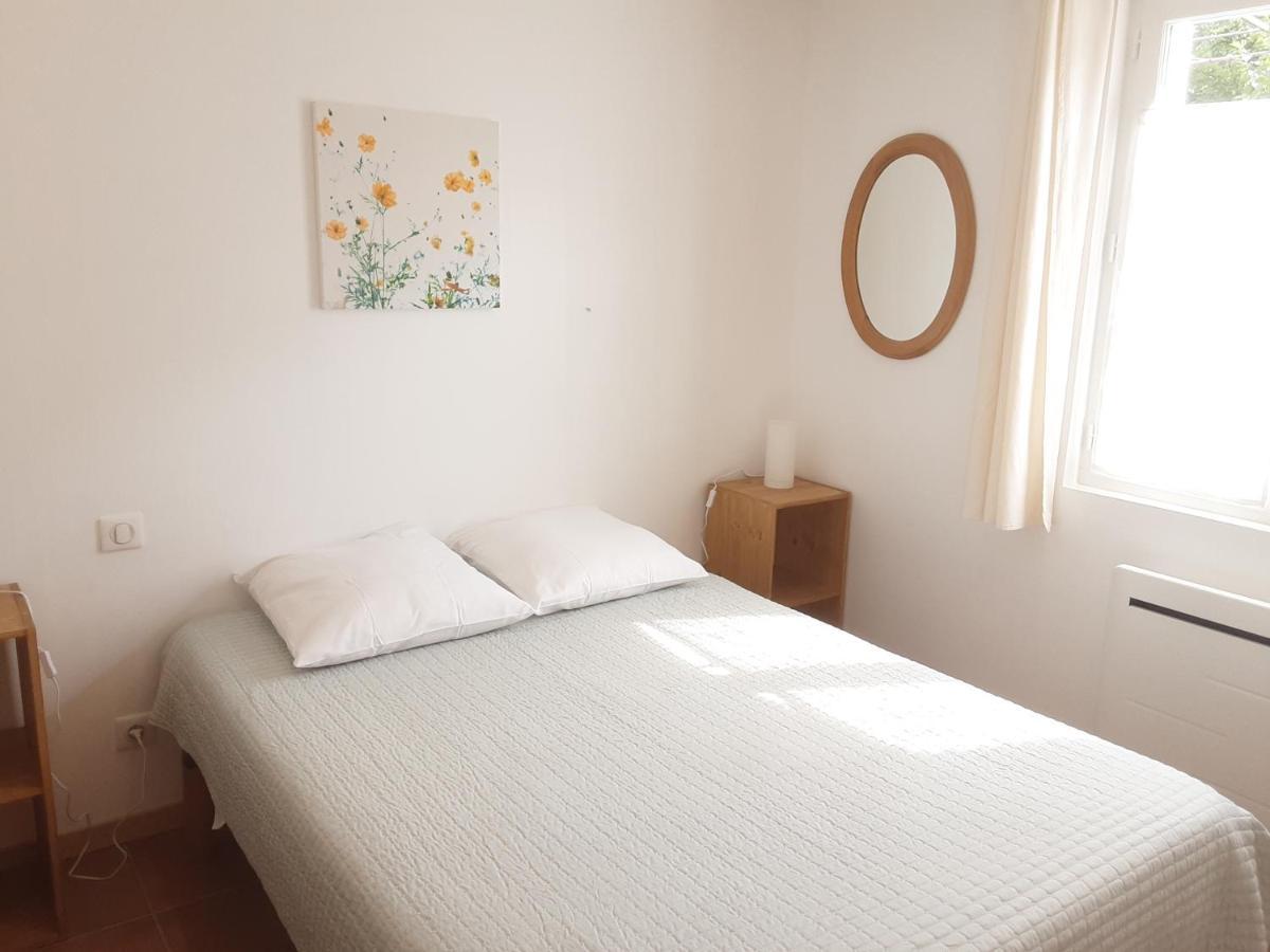 Apartamento Le Chemin De Bruniele Aubres Exterior foto