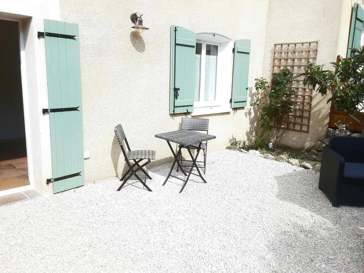 Apartamento Le Chemin De Bruniele Aubres Exterior foto